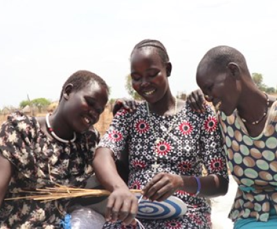 Elizabeth gathers women to discuss and encourage and lead peacebuilding in their community in South Sudan